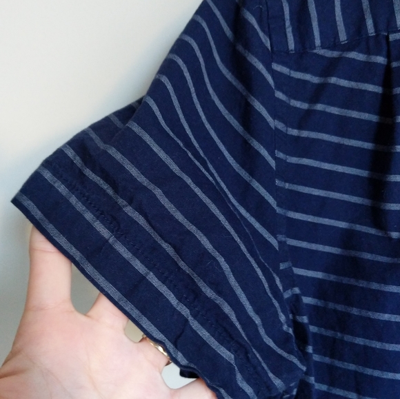 $5 NEW YEAR SALE Men's Small Medium Gap Oxford Button Up, Teen Boy - Picture 4 of 7